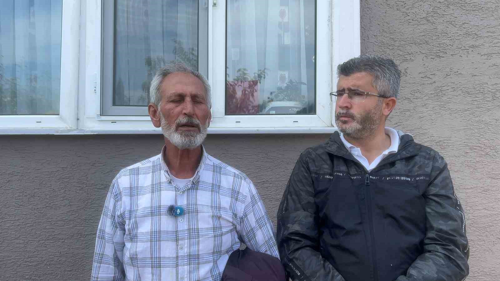 BURSA'NIN MUDANYA İLÇESİNDE, İMAR BARIŞINA BAŞVURULARI ÇEŞİTLİ GEREKÇELERLE REDDEDİLEN EVLERİN YIKIMI İÇİN BÖLGEYE GELEN EKİPLER, VATANDAŞLARIN TEPKİSİYLE KARŞILAŞTI.