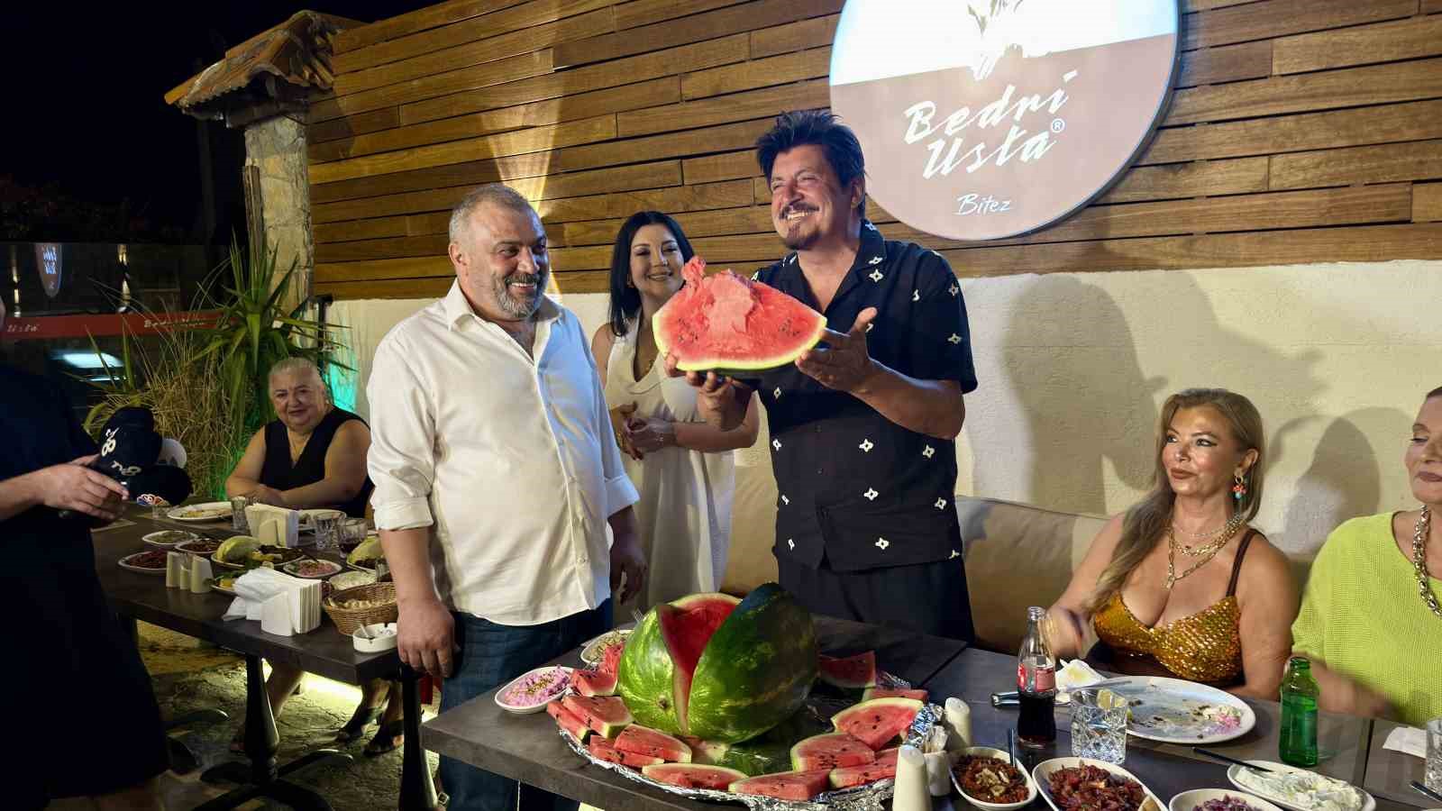 EKİN AKKAŞ’IN DOĞUM GÜNÜ PASTASI KARPUZ OLDU