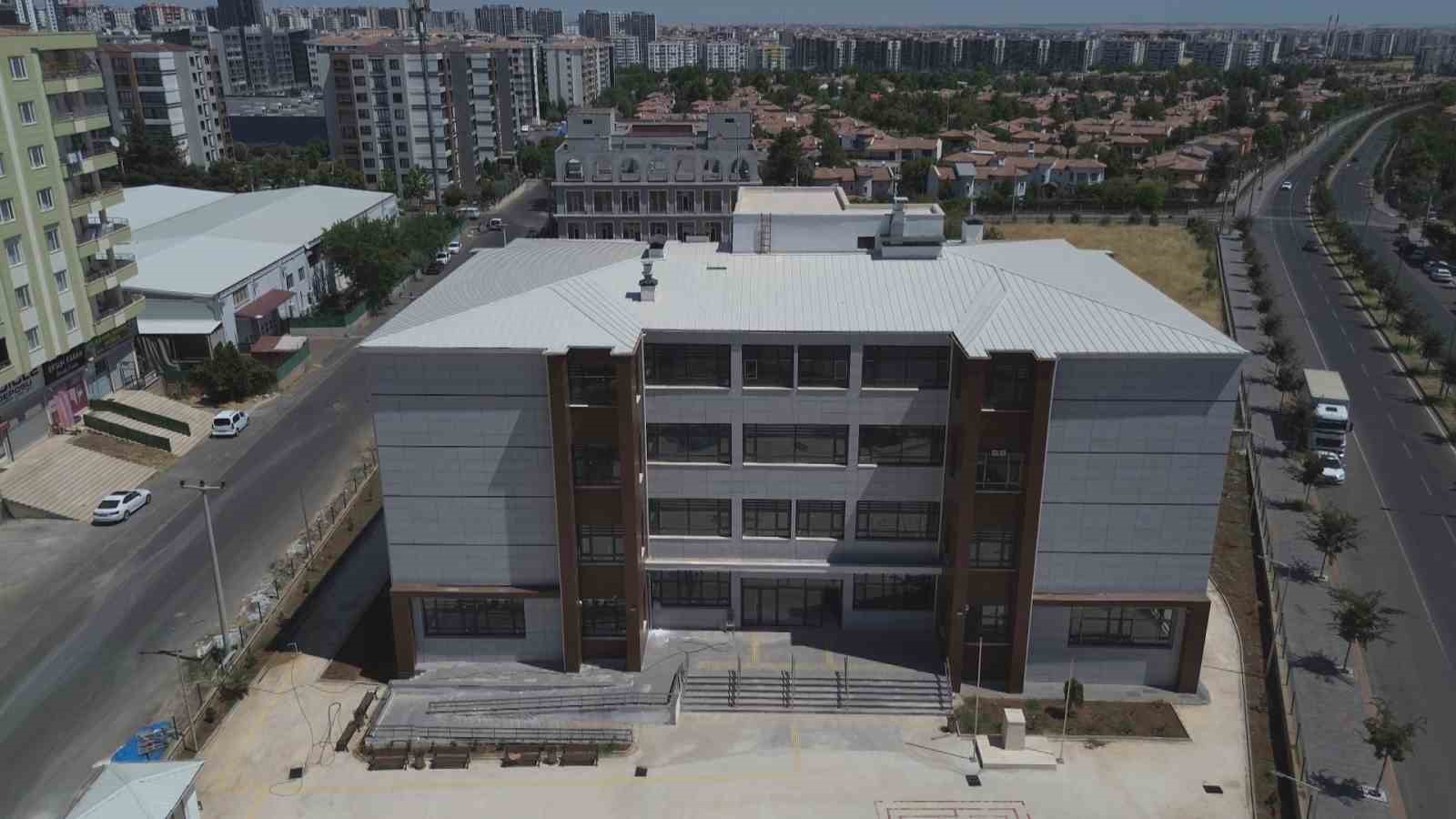 DİYARBAKIR’DA 2026-2027 EĞİTİM ÖĞRETİM YILININ BAŞLAMASIYLA BİRLİKTE OKULLARDA HAZIRLIKLAR TAMAMLANDI.
