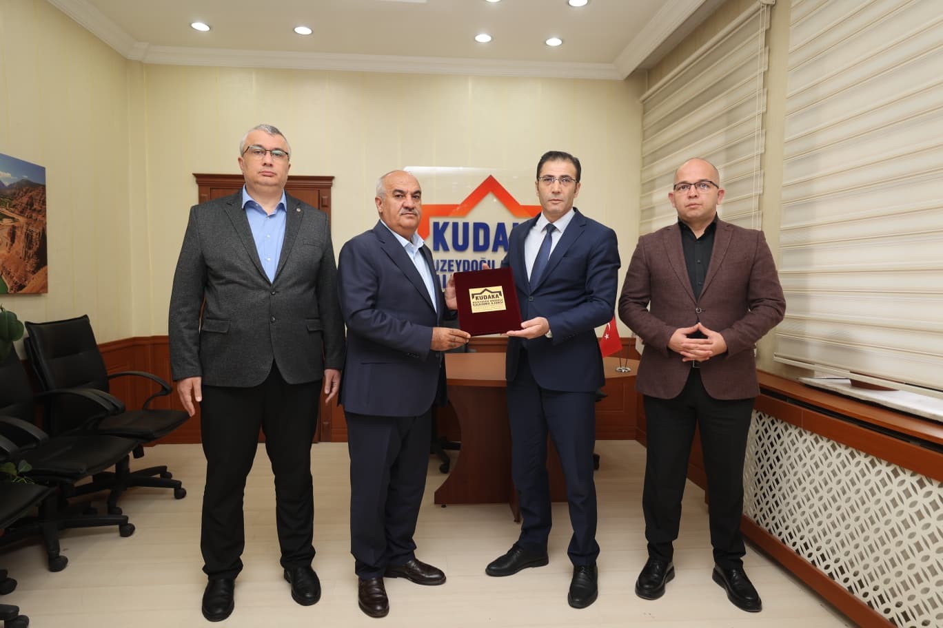 AZİZİYE BELEDİYESİ, İLÇENİN JEOTERMAL ENERJİ POTANSİYELİNİ BİLİMSEL YÖNTEMLERLE GÜN YÜZÜNE ÇIKARACAK DEV BİR PROJENİN STARTINI VERDİ.