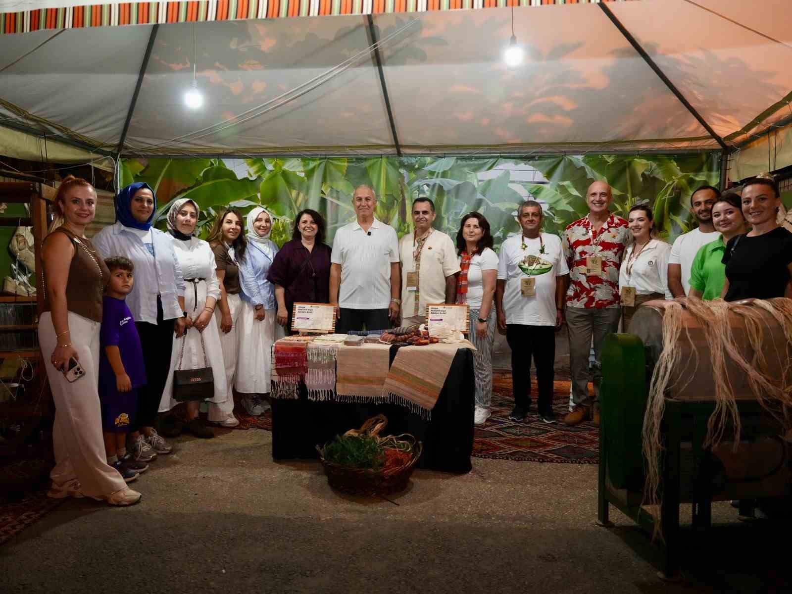 KARAYİPLER’DEN ALANYA’YA UZANAN ULUSLARARASI ALANYA TROPİKAL MEYVE FESTİVALİ, ULUSLARARASI KONUKLARI, ÜNLÜ ŞEFLERİ, YEREL ÜRETİCİLERİ, KÜLTÜR VE SANAT ETKİNLİKLERİYLE KENTİN TARIMSAL ZENGİNLİĞİNİ GASTRONOMİ VE TURİZMLE BULUŞTURDU. ALANYA’NIN TROPİKAL MEYVELERİ, YEREL LEZZETLERİ VE KÜLTÜREL DEĞERLERİ ULUSLARARASI BİR PLATFORMDA TANITILDI.