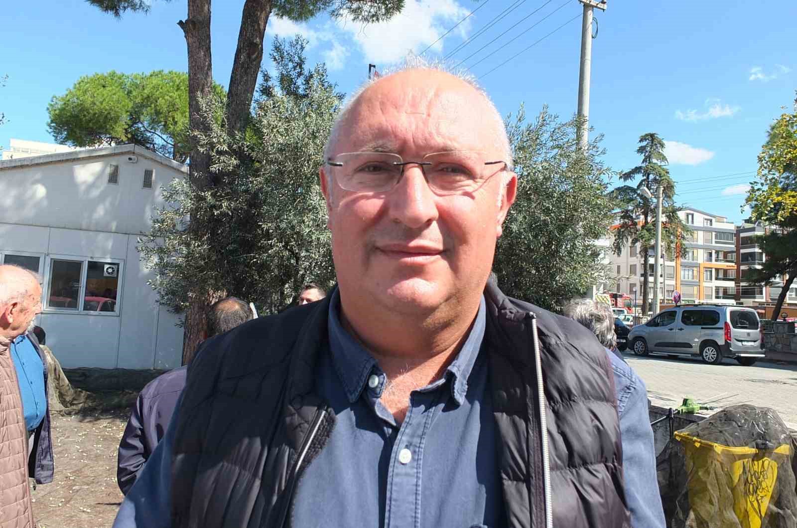 MÜDÜR EMRAH ÖZTÜRK