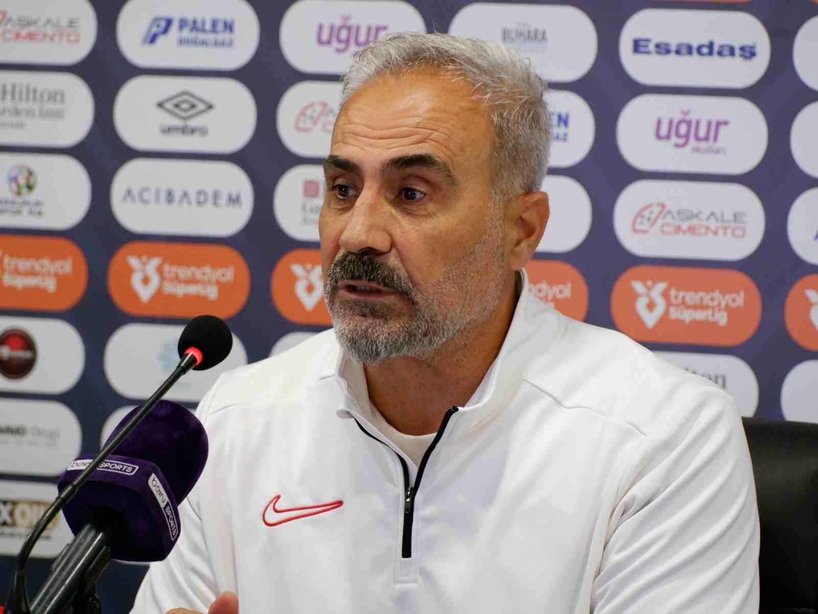 EYÜPSPOR TEKNİK DİREKTÖRÜ MUSTAFA DALCI, ERZURUMSPOR FK MAÇINDA ATAK SORUNLARI YAŞADIKLARINI DİLE GETİREREK, SONRAKİ KARŞILAŞMALARDA BUNU ÇÖZMELERİ GEREKTİĞİNİ İFADE ETTİ.