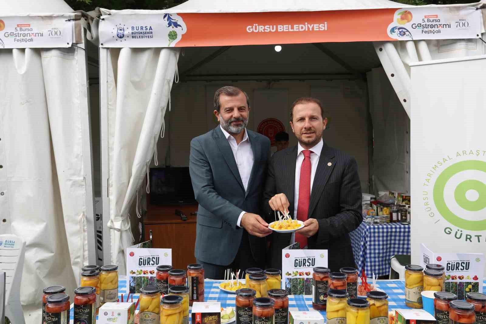 MERİNOS PARK'TA GERÇEKLEŞEN FESTİVALDE, GÜRSU BELEDİYESİ DE LEZZET DOLU BİR STANT İLE YERİNİ ALDI.