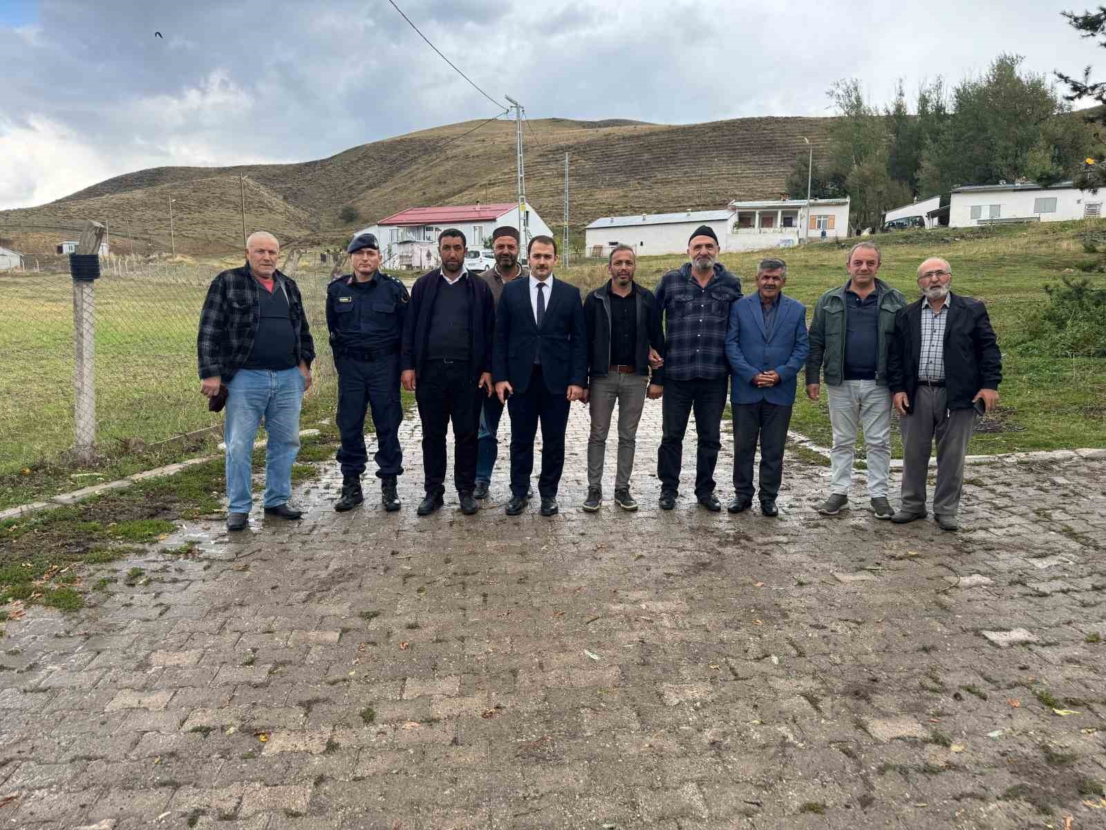 DEMİRÖZÜ KAYMAKAMI İBRAHİM ZAHİD AHAT