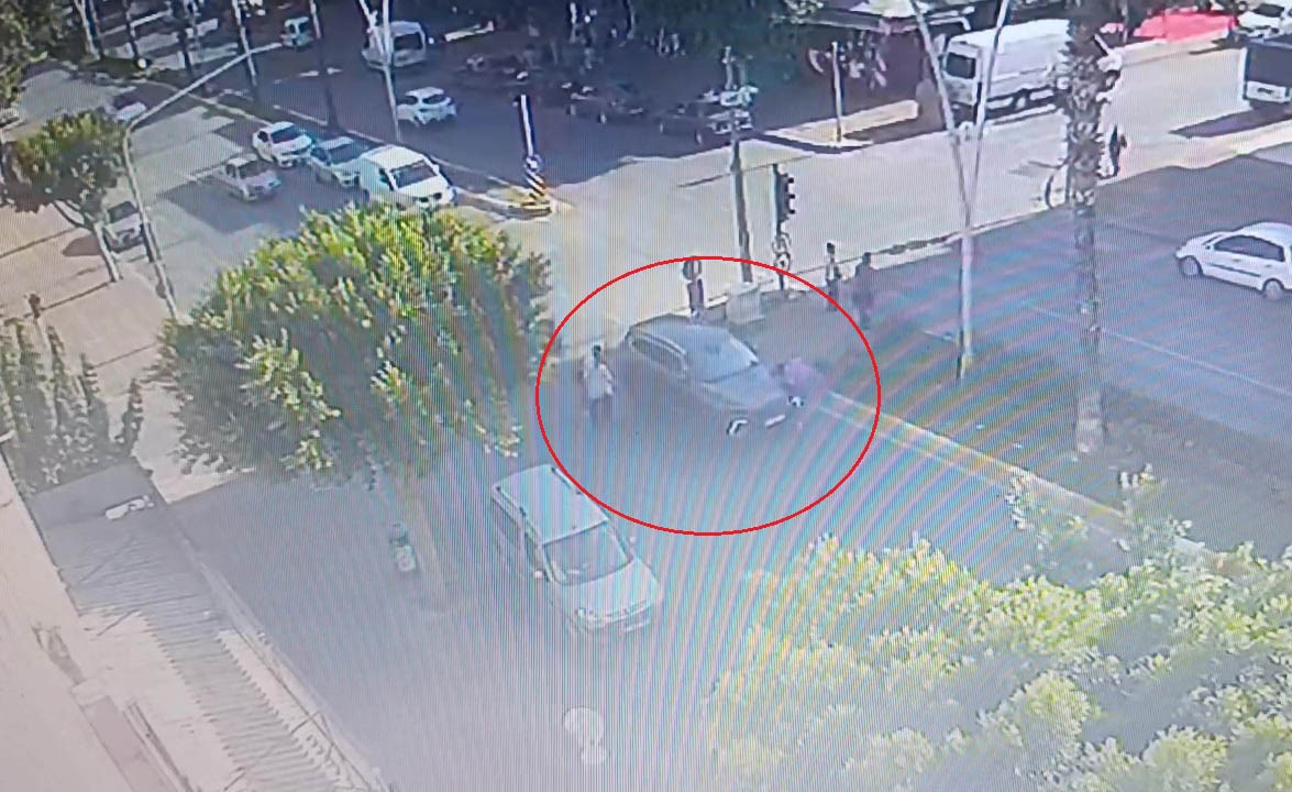 KAZA ANI İSE GÜVENLİK KAMERASINA SANİYE SANİYESİNE YANSIDI.