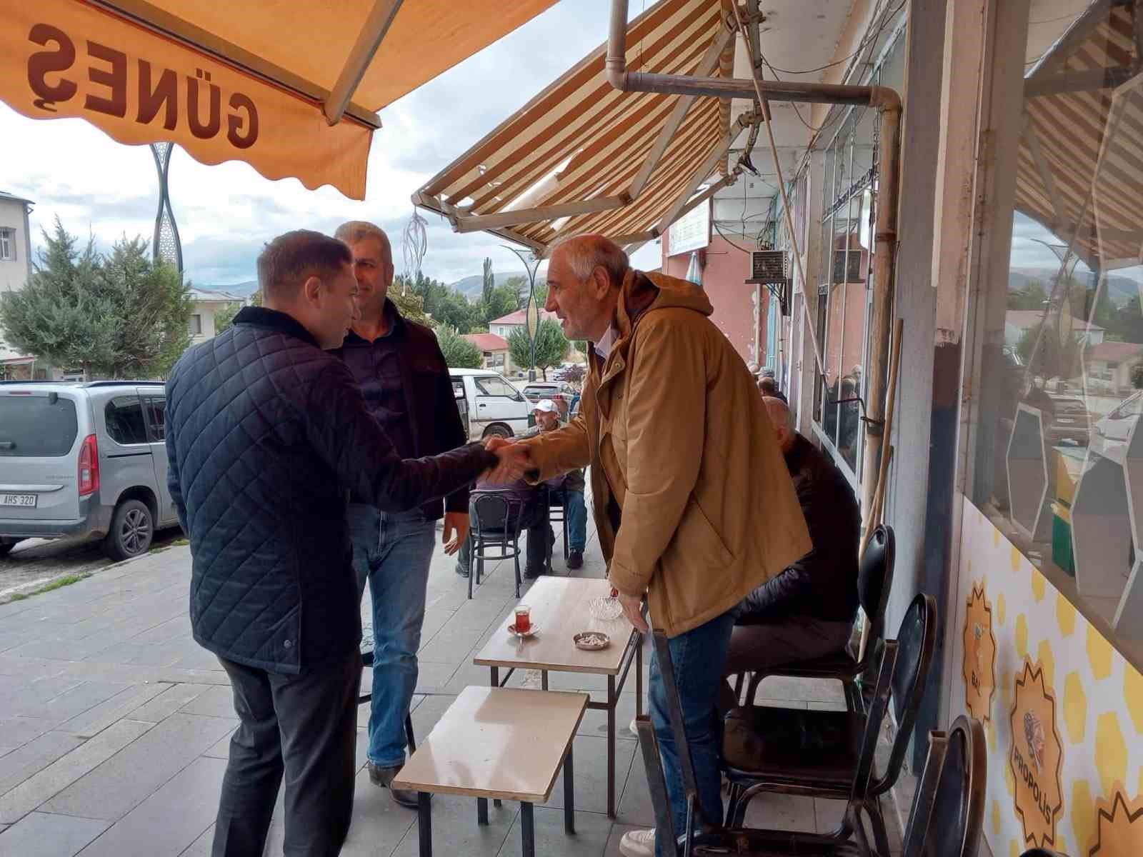 AYDINTEPE KAYMAKAMI DENİZ YILDIRIM (SOLDAKİ)