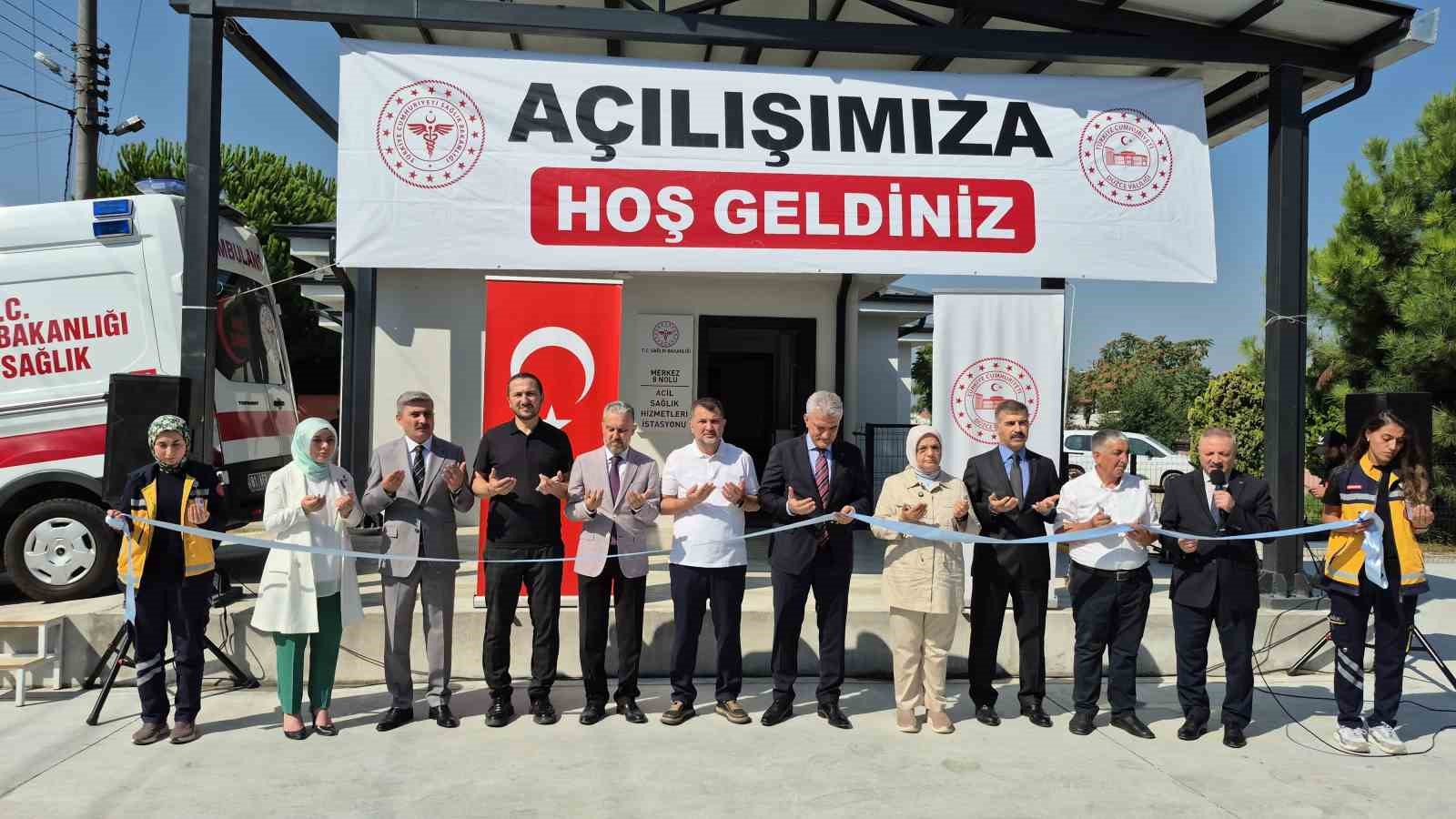 DÜZCE’DE SAĞLIK YATIRIMLARI BİRER BİRER TAMAMLANIRKEN İL GENELİNDE 24. ACİL SAĞLIK HİZMETLERİ İSTASYONU DA YAPILAN GÖRENLE HİZMETE GİRDİ. MERKEZDE AÇILAN 14. İSTASYON OLAN MERKEZİN HİZMETE GİRMESİ İLE BİRLİKTE VAKALARA ULAŞMA ZAMANLARI DA TÜRKİYE ORTALAMASININ ÇOK ALTINA DÜŞMÜŞ OLDU