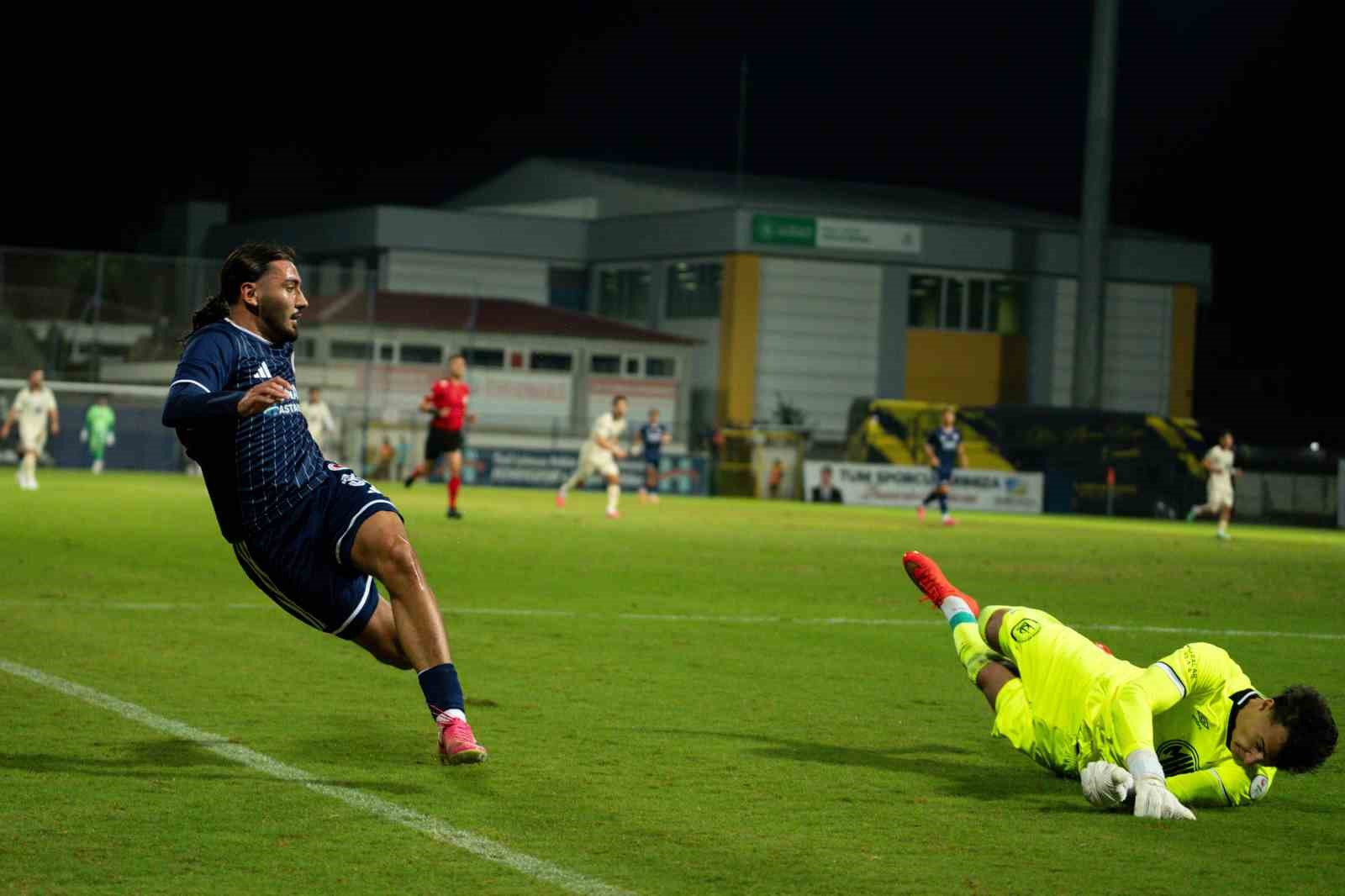 FETHİYESPOR, ANKARAGÜCÜ İLE 2-2 BERABERE KALDI