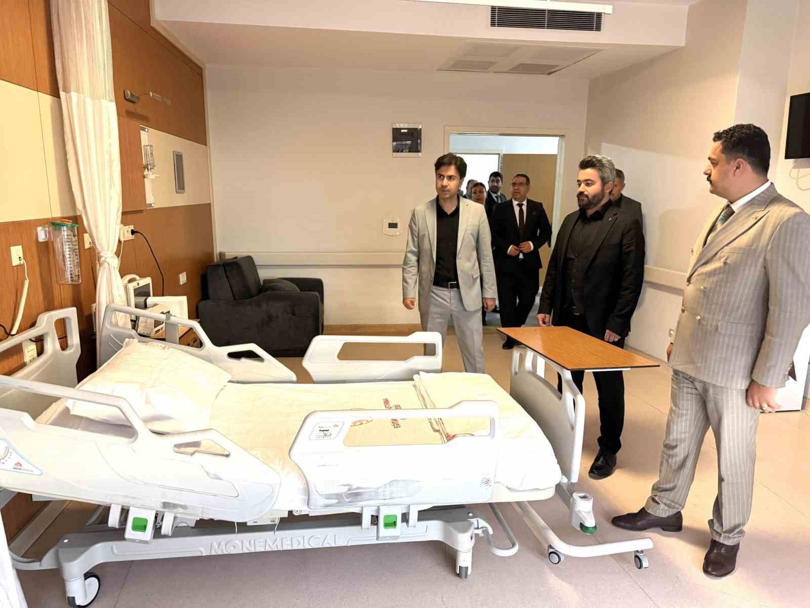 AĞRI EĞİTİM VE ARAŞTIRMA HASTANESİ BÜNYESİNDE, İLERİ DÜZEY TAKİP VE BAKIMA İHTİYAÇ DUYAN PALYATİF HASTALARA HİZMET VERECEK PALYATİF KRİTİK BAKIM BİRİMİ HİZMETE AÇILDI.