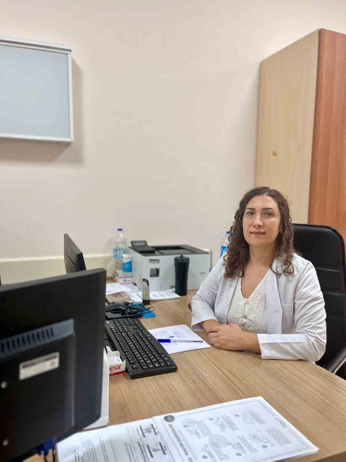FİZİK TEDAVİ VE REHABİLİTASYON UZMANI ASLI KARADAĞ ÖZDEMİR