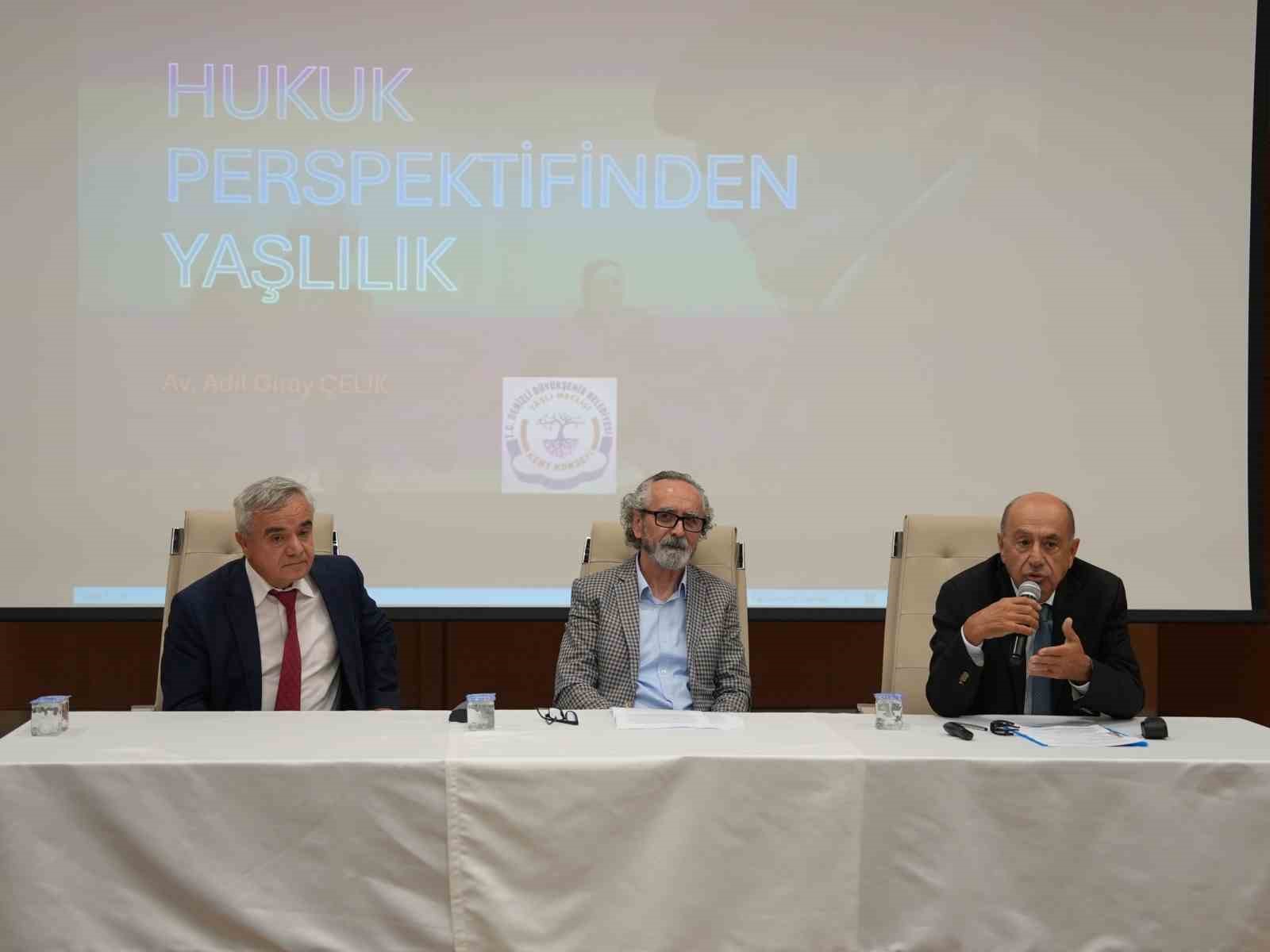 DENİZLİ BÜYÜKŞEHİR BELEDİYESİ, DÜNYA YAŞLILAR GÜNÜ NEDENİYLE "YAŞLI HAKLARI VE HUKUKU" BAŞLIKLI SÖYLEŞİ DÜZENLEDİ.