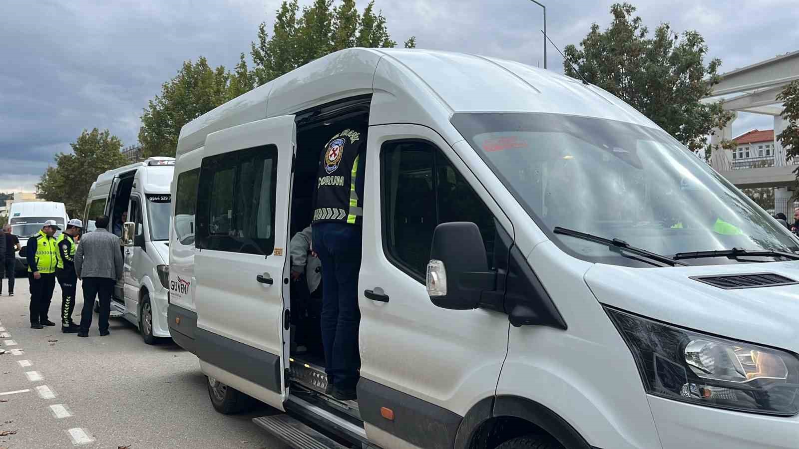 OKUL BÖLGESİNDE GÖREVLENDİRİLEN EKİPLER TARAFINDAN DENETMELER YAPILDI