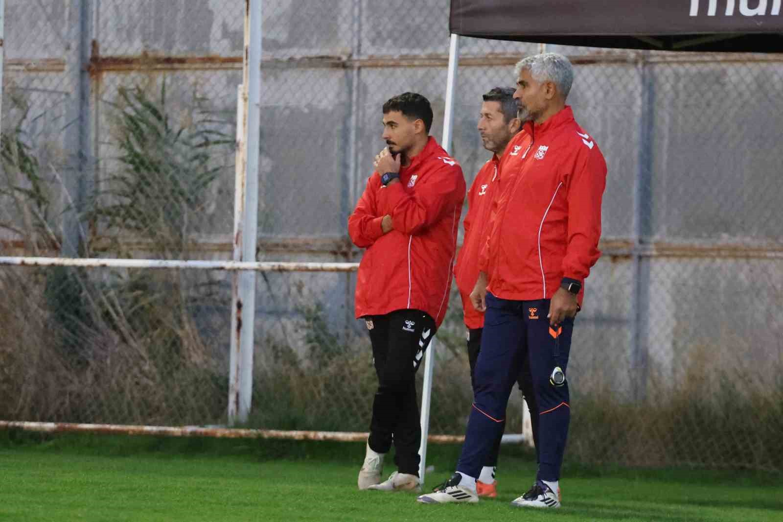 EKENLER BETON SİVASSPOR, TRENDYOL 1. LİG’İN 9. HAFTASINDA SAHASINDA KARŞILAŞACAĞI PENDİKSPOR MAÇI HAZIRLIKLARINA BAŞLADI.