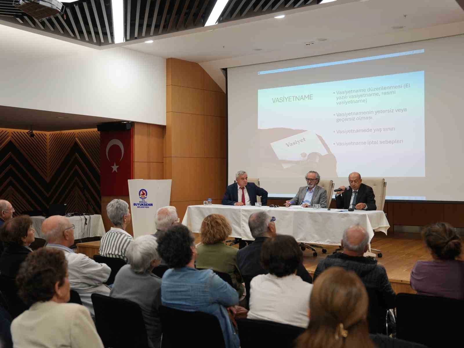 DENİZLİ BÜYÜKŞEHİR BELEDİYESİ, DÜNYA YAŞLILAR GÜNÜ NEDENİYLE "YAŞLI HAKLARI VE HUKUKU" BAŞLIKLI SÖYLEŞİ DÜZENLEDİ.