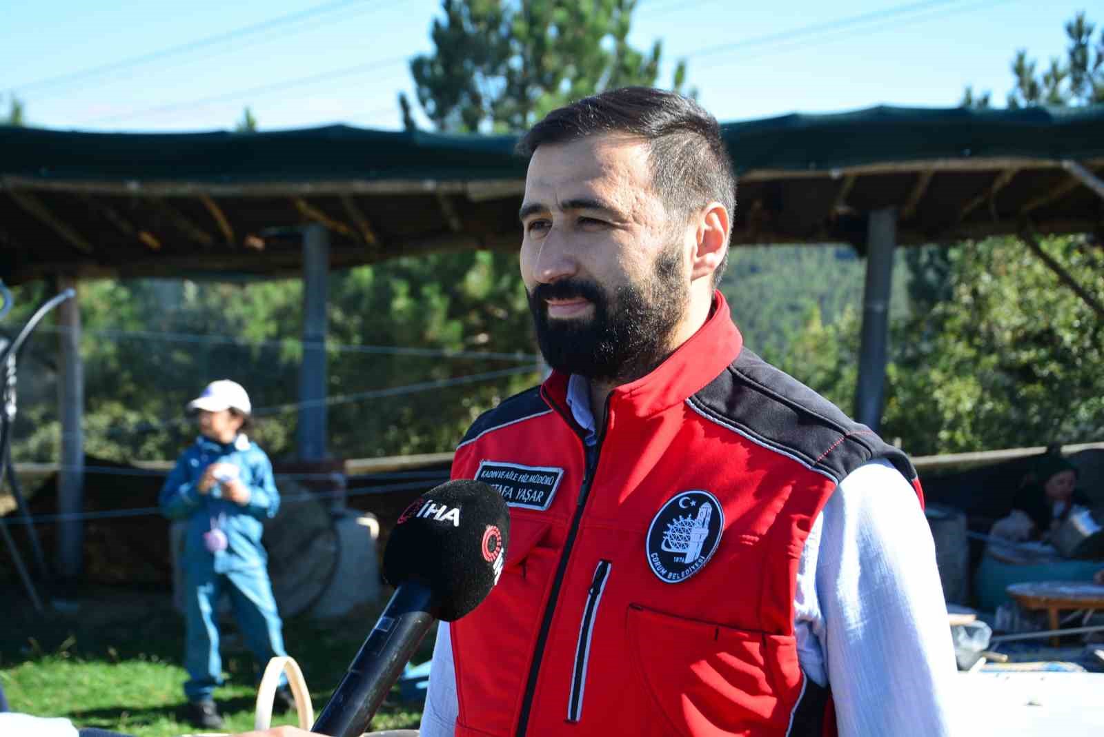 ÇORUM BELEDİYESİ KADIN VE AİLE HİZMETLERİ MÜDÜRÜ MUSTAFA YAŞAR PROGRAMDA KONUŞTU