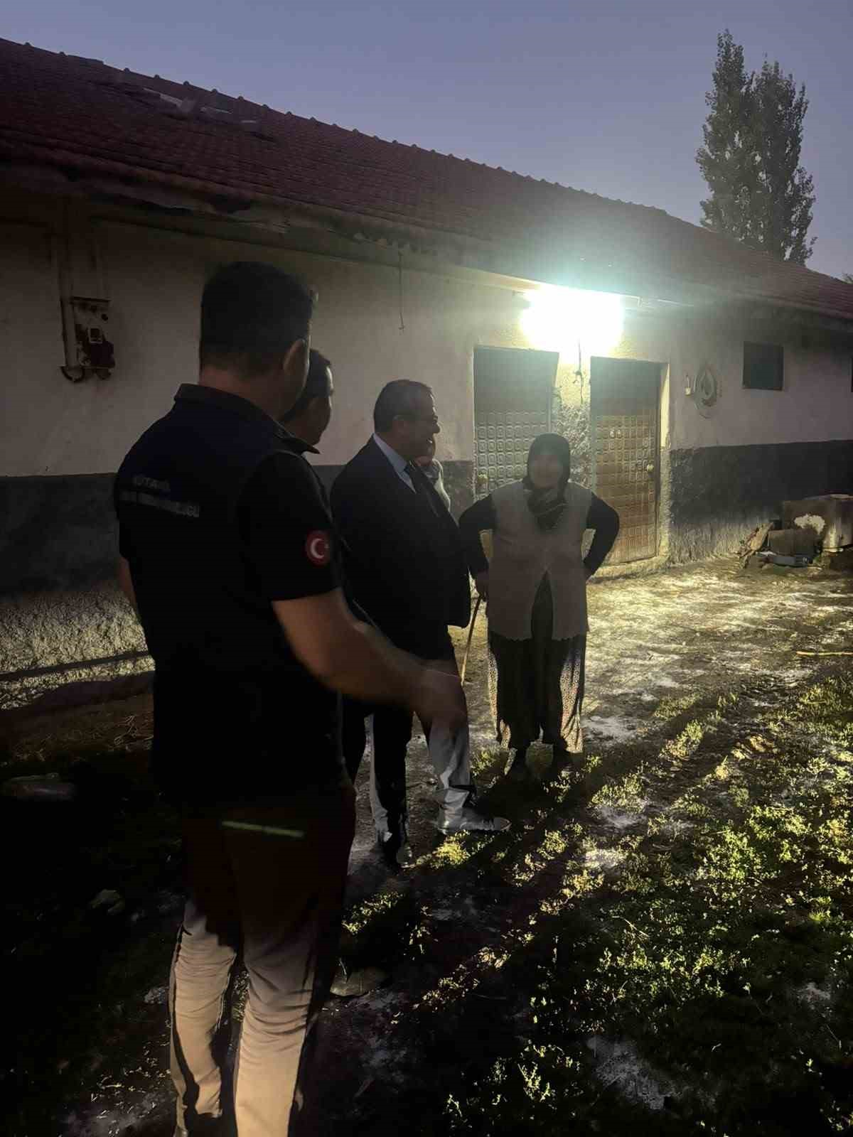 KÜTAHYA TARIM İL MÜDÜRÜ ERTAN KELEŞ ÜRETİCİLERİ HANELERİNDE ZİYARET ETTİ