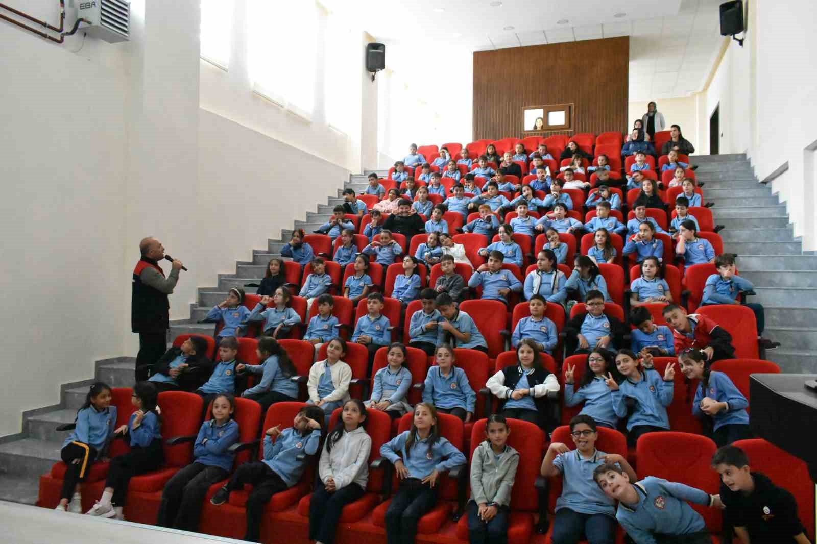 BAYBURT’TA ÖĞRENCİLERE GIDA KAYBI VE İSRAFI KONUSUNDA EĞİTİM VERİLDİ