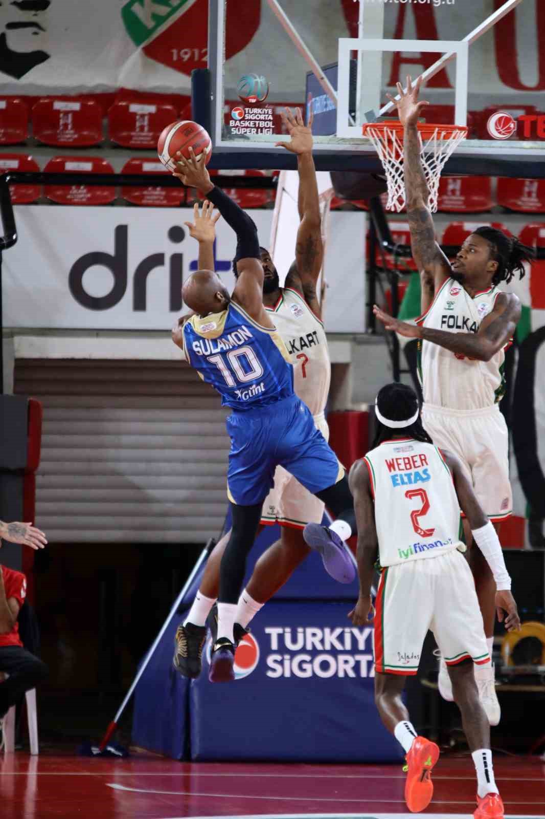 TÜRKİYE SİGORTA BASKETBOL SÜPER LİGİ'NİN 4. HAFTASINDA KARŞIYAKA, EVİNDE ÇAYIROVA BELEDİYESİ’Nİ 95-79 MAĞLUP ETTİ.