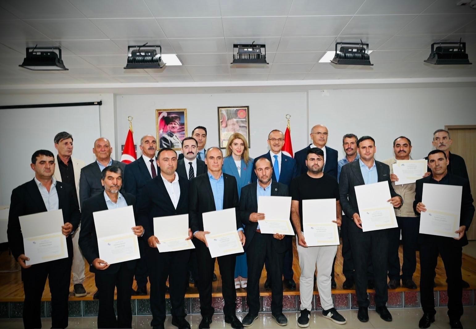 MALATYA VALİSİ SEDDAR YAVUZ, AK PARTİ MALATYA MİLLETVEKİLİ İNANÇ SİRAÇ KARA ÖLMEZTOPRAK VE BÜYÜKŞEHİR BELEDİYE BAŞKANI SAMİ ER, DOĞANYOL’DA BİR DİZİ ZİYARET VE İNCELEME GERÇEKLEŞTİRDİ.