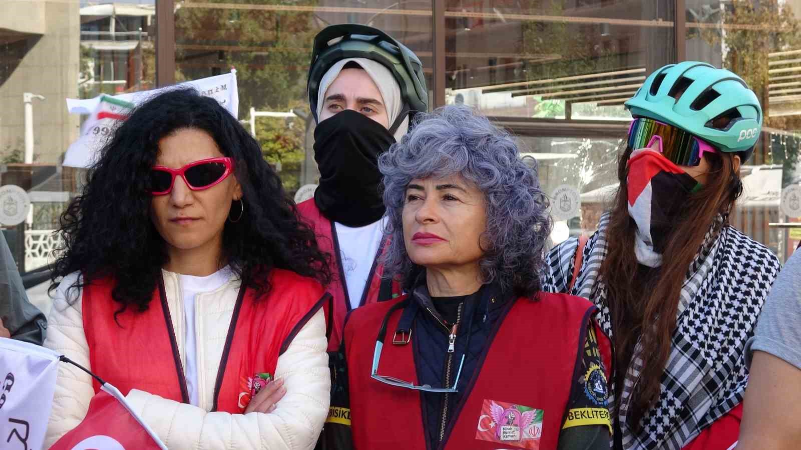 ÇOCUKLAR İÇİN DAYANIŞMA VE UMUT MESAJI TAŞIMAK AMACIYLA DİYARBAKIR'DAN İRAN'IN MİNAB KENTİNE DOĞRU YOLA ÇIKAN MİNAB BİSİKLET KERVANI, 3 BİN KİLOMETRELİK YOLCULUĞU KAPSAMINDA VAN'A ULAŞTI.