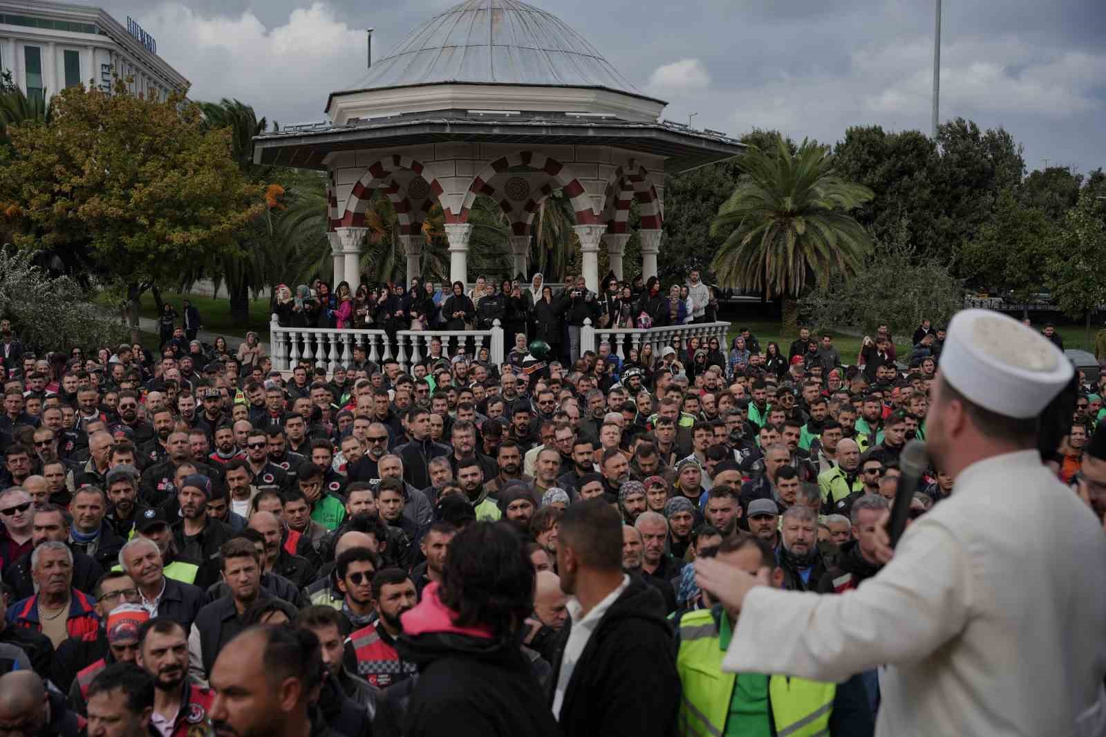FENOMEN MOTORCU CUMHUR KAHRAMAN SON YOLCULUĞUNA UĞURLANDI