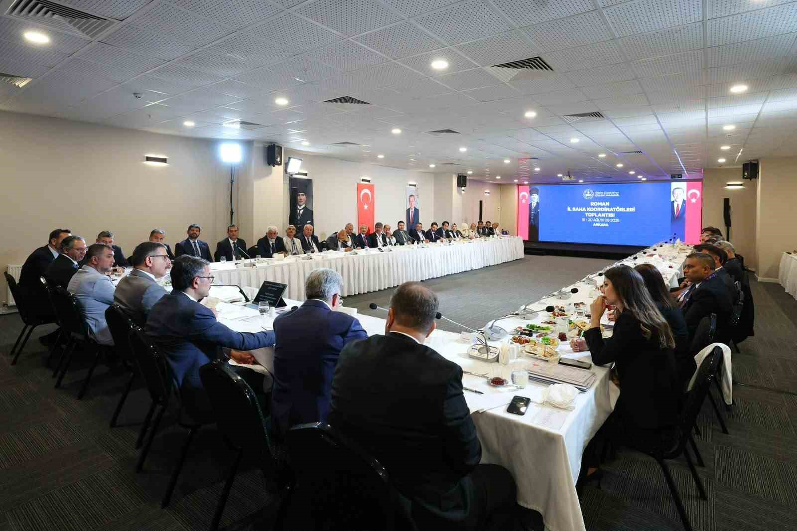 İÇİŞLERİ BAKANI MUSTAFA ÇİFTÇİ, KIZILCAHAMAM’DA DÜZENLENEN ROMAN İL SAHA KOORDİNATÖRLERİ TOPLANTISI’NA KATILDI