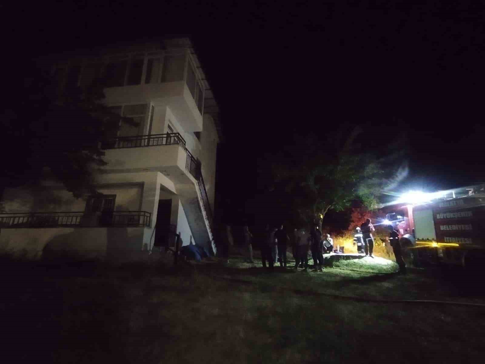 MALATYA’DA MÜSTAKİL EVDE YANGIN