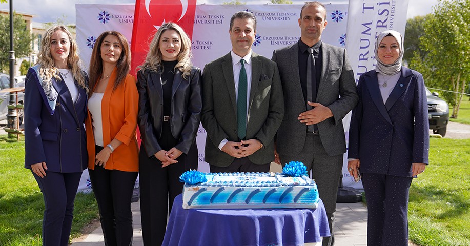 ERZURUM TEKNİK ÜNİVERSİTESİ’NİN (ETÜ) YÜKSEKÖĞRETİM KALİTE KURULU (YÖKAK) TARAFINDAN 5 YIL SÜREYLE TAM AKREDİTE EDİLMESİ DOLAYISIYLA KUTLAMA PROGRAMI DÜZENLENDİ.