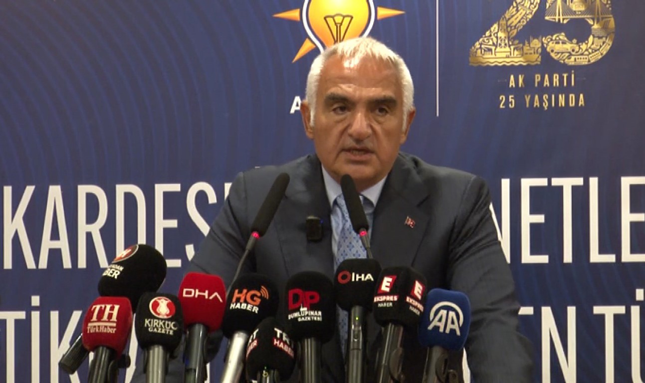 BAKAN ERSOY PROGRAMDA KONUŞMA YAPTI