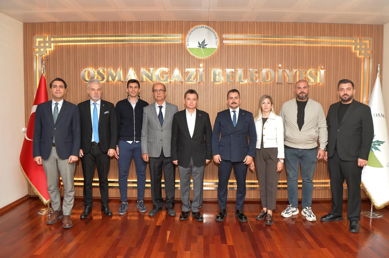 BURSA’DA OSMANGAZİ BELEDİYESİ VE TMMOB JEOLOJİ MÜHENDİSLERİ ODASI GÜNEY MARMARA ŞUBESİ ARASINDA İMZALANAN PROTOKOL İLE İLÇENİN JEOLOJİK YAPISINA IŞIK TUTAN PANEL GERÇEKLEŞTİRİLECEK. PANELİN SONUÇLARI BURSA’NIN FETHİNİN 700’ÜNCÜ YILINA ÖZEL OLARAK HAZIRLANACAK RAPORA EKLENECEK.