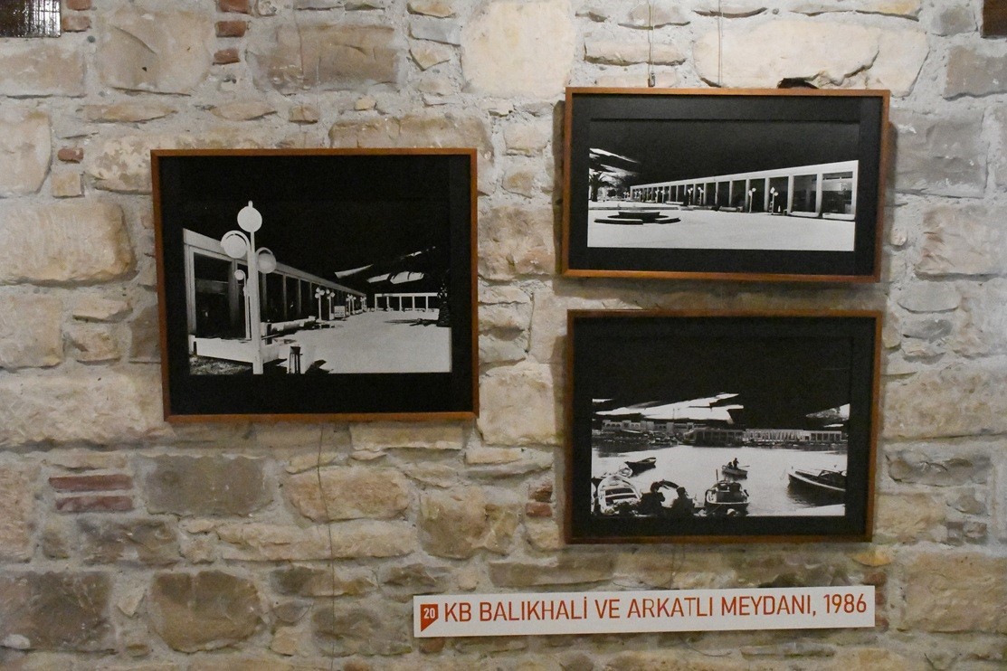 MİMARLIK HAFTASI KAPSAMINDA AÇILAN “KUŞADASI MODERN” SERGİSİ, MİMAR NAFİ ÇİL’İN 1973-1996 YILLARI ARASINDA KUŞADASI, SÖKE VE AYDIN’DA TASARLADIĞI PROJELERİ ÖZGÜN ÇİZİM VE FOTOĞRAFLARLA YENİDEN GÜN YÜZÜNE ÇIKARIYOR.