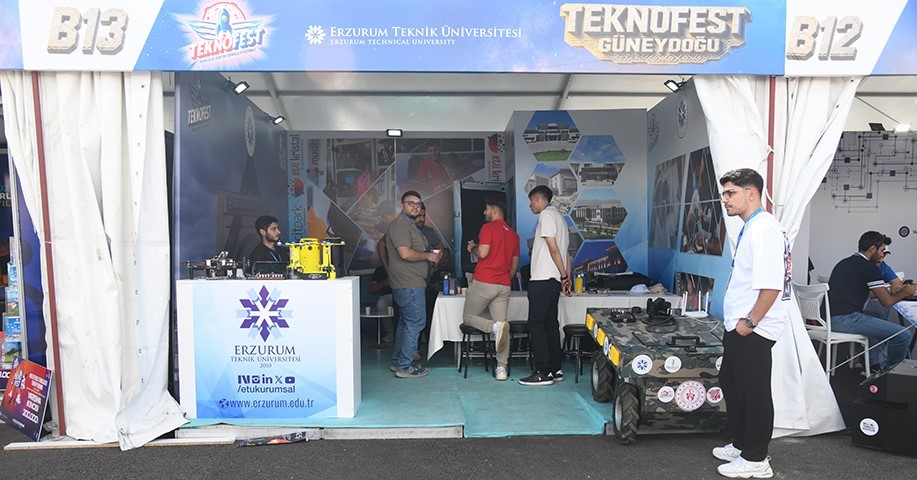ERZURUM TEKNİK ÜNİVERSİTESİ (ETÜ), 30 EYLÜL-4 EKİM 2026 TARİHLERİNDE DÜZENLENEN TEKNOFEST GÜNEYDOĞU 2026’DA MUCİTPARK STEM UYGULAMA VE ARAŞTIRMA MERKEZİ İLE TEKNOLOJİ TAKIMLARININ ÇALIŞMALARIYLA YERİNİ ALDI.