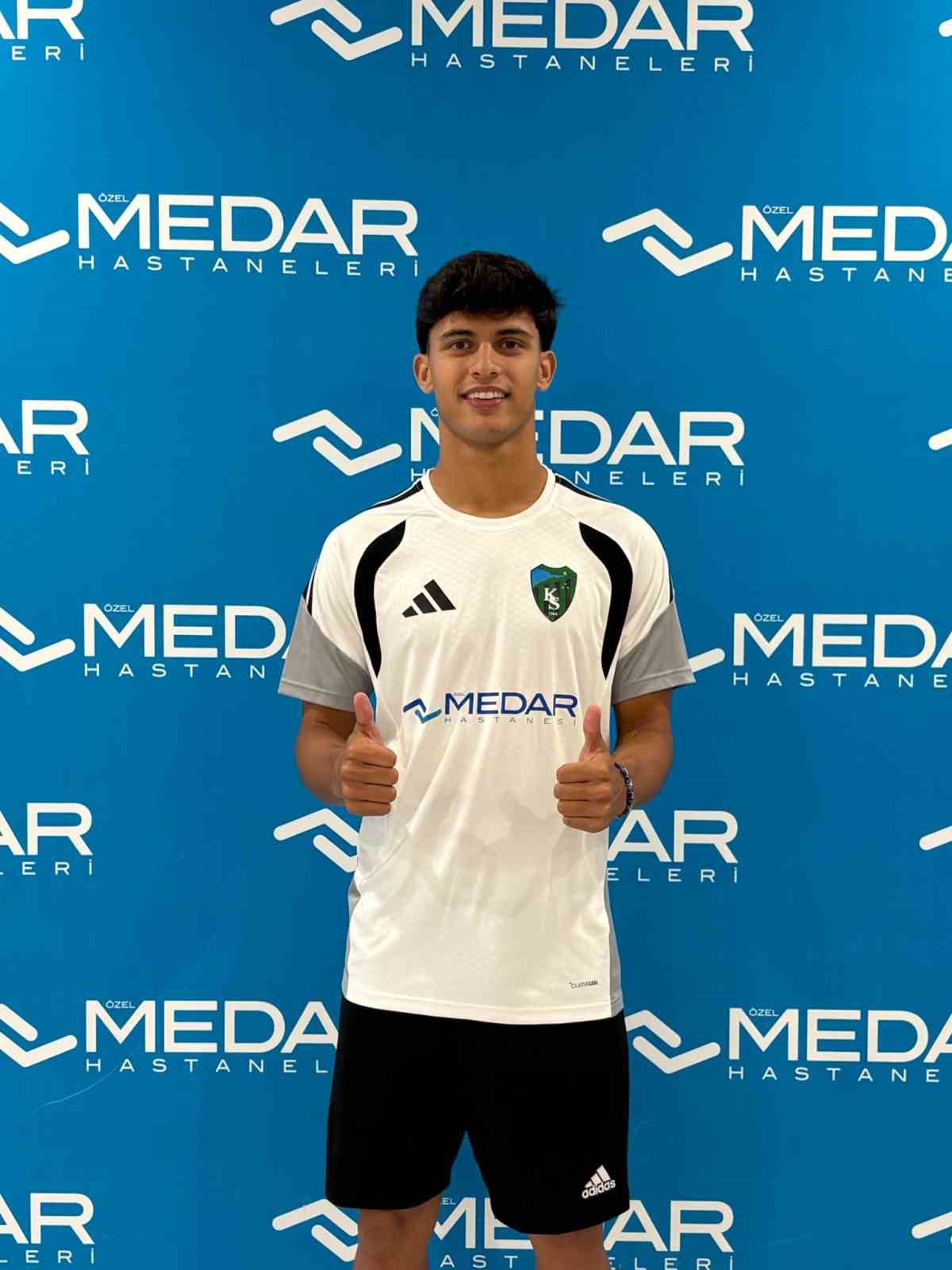 KOCAELİSPOR, PORTO’DAN 20 YAŞINDAKİ KANAT OYUNCUSU GONÇALO SOUSA’YI KİRALIK OLARAK KADROSUNA KATTI.