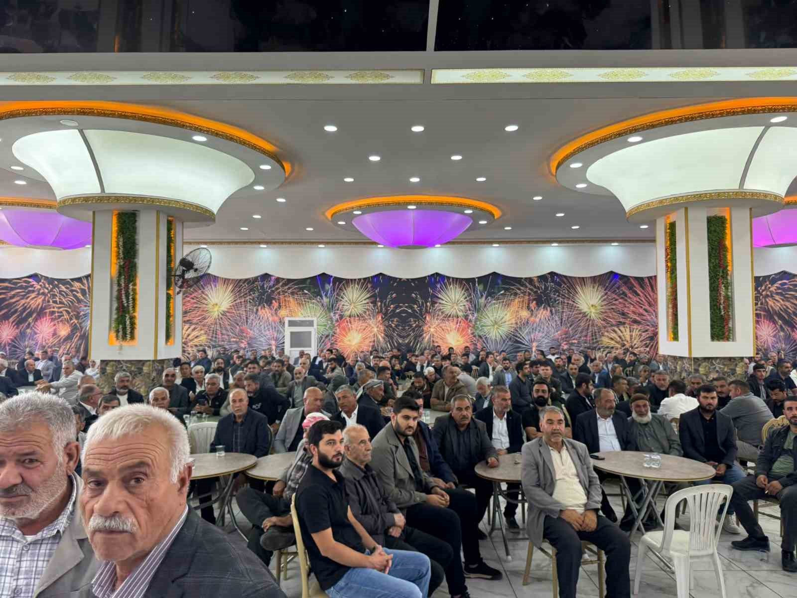 ŞANLIURFA’NIN VİRANŞEHİR İLÇESİNDE 2 YIL ÖNCE 1 KİŞİNİN HAYATINI KAYBETTİĞİ HUSUMET, BİRECİK İLÇESİNDE BARIŞLA SON BULDU.