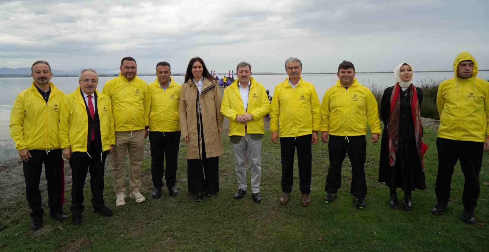 TÜRKİYE’NİN EN ÖNEMLİ VE TANINMIŞ KUŞ FOTOĞRAFÇILARI, SAMSUN’DA DÜZENLENEN SONBAHAR DOĞA GÖZLEM KAMPI’NDA KIZILIRMAK DELTASI’NIN GÜZELLİKLERİNİ KAYIT ALTINA ALIYOR.