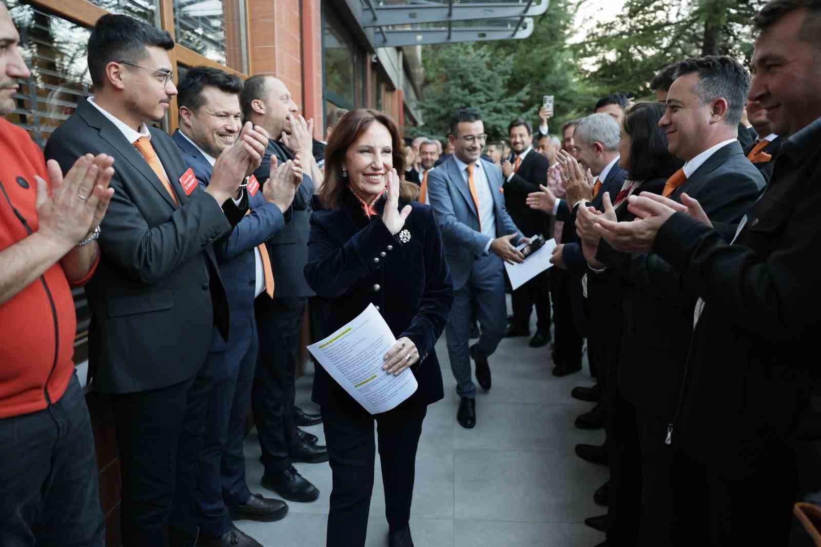 KUTSO SEÇİMLERİNDE TURUNCU LİSTE 15 KOMİTENİN TAMAMINI KAZANDI