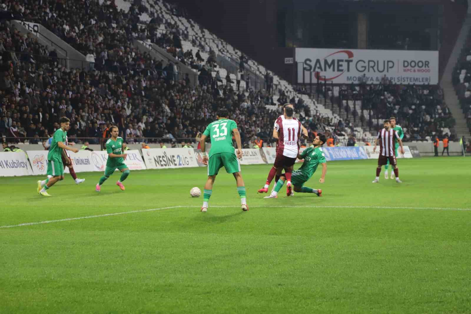 NESİNE 2. LİG: ELAZIĞSPOR: 3 – ARNAVUTKÖY BELEDİYESPOR: 0