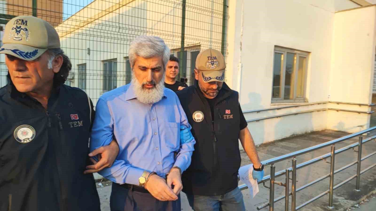 ADANA'DA FURKAN VAKFI’NA YÖNELİK DÜZENLENEN OPERASYONDA KURUCU BAŞKAN ALPARSLAN KUYTUL VE EŞİ SEMRA KUYTUL’UN YANI SIRA ÇOK SAYIDA VAKIF ÜYESİNİN GÖZALTINA ALINDIĞI ÖĞRENİLDİ.