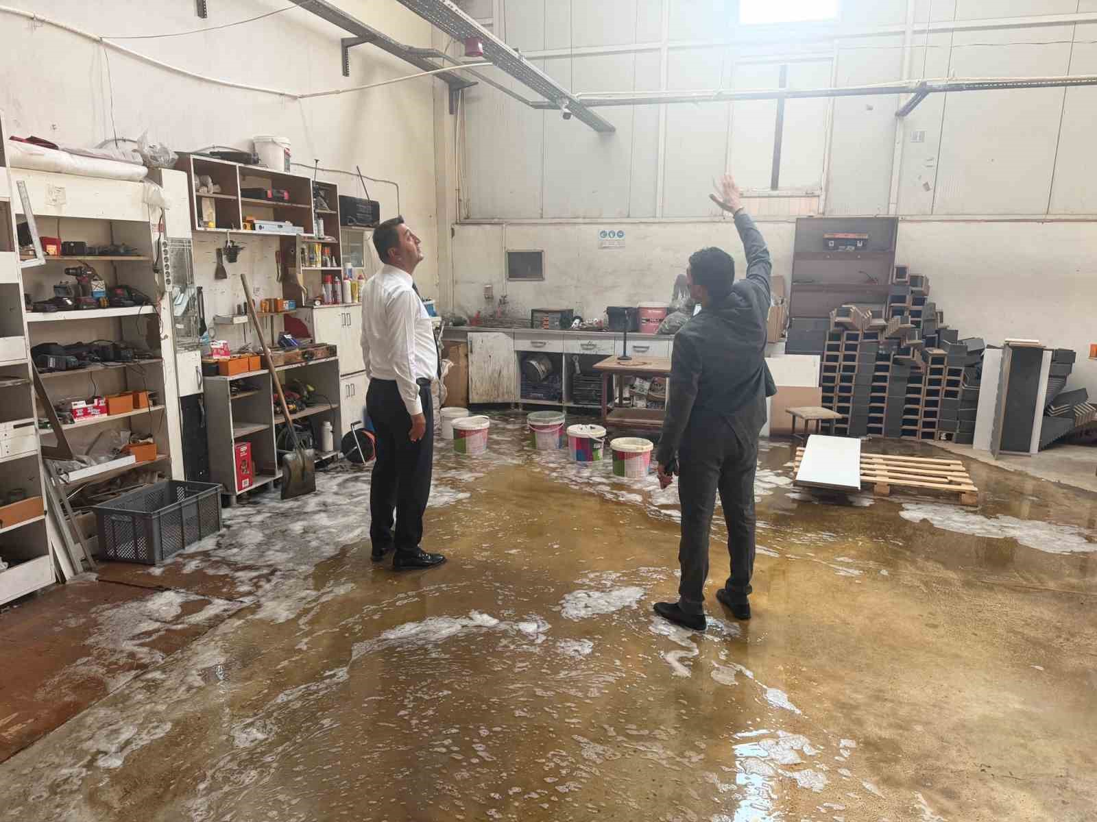 MTSO BAŞKAN ADAYI BOYRAZ'DAN FIRTINADAN ETKİLENEN OSB'YE ZİYARET