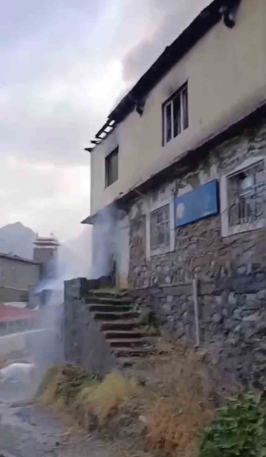 OKUL BİNASI