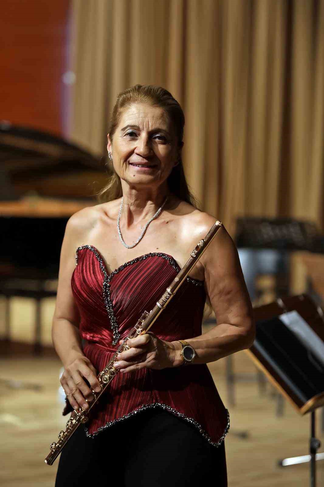 FRANSA NİCE KONSERVATUVARI’NDAN PROF. SİBEL PENSEL