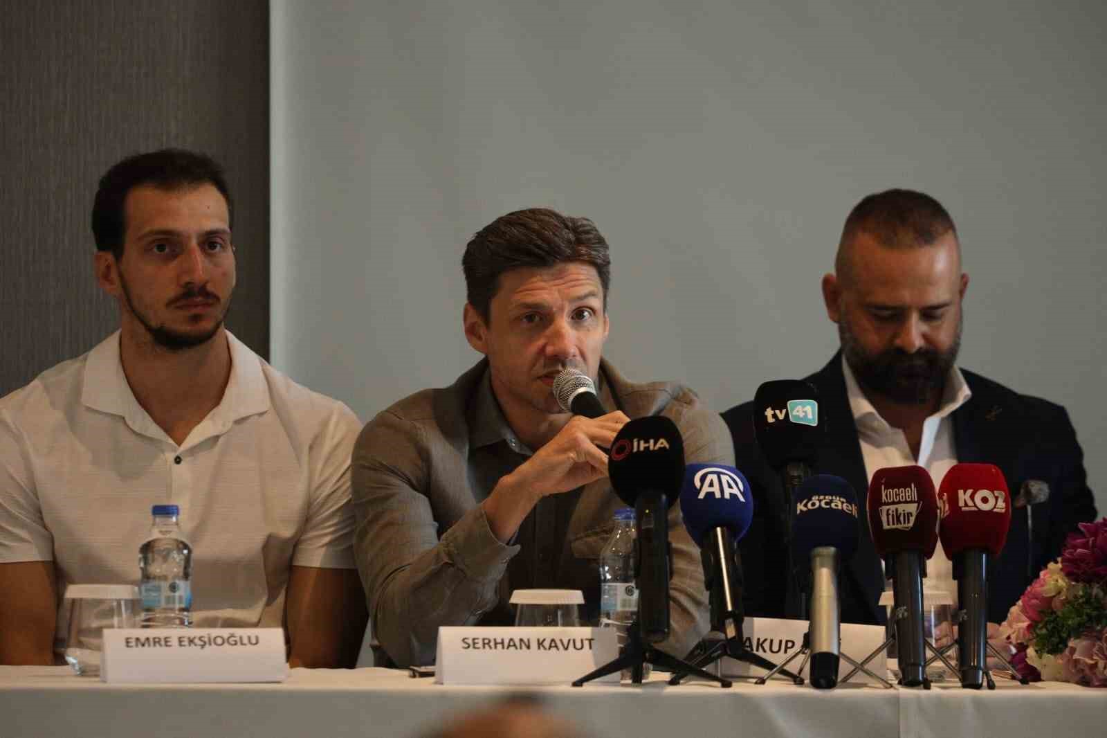 GLİNT KÖRFEZ BASKET BAŞANTRENÖRÜ SERHAN KAVUT