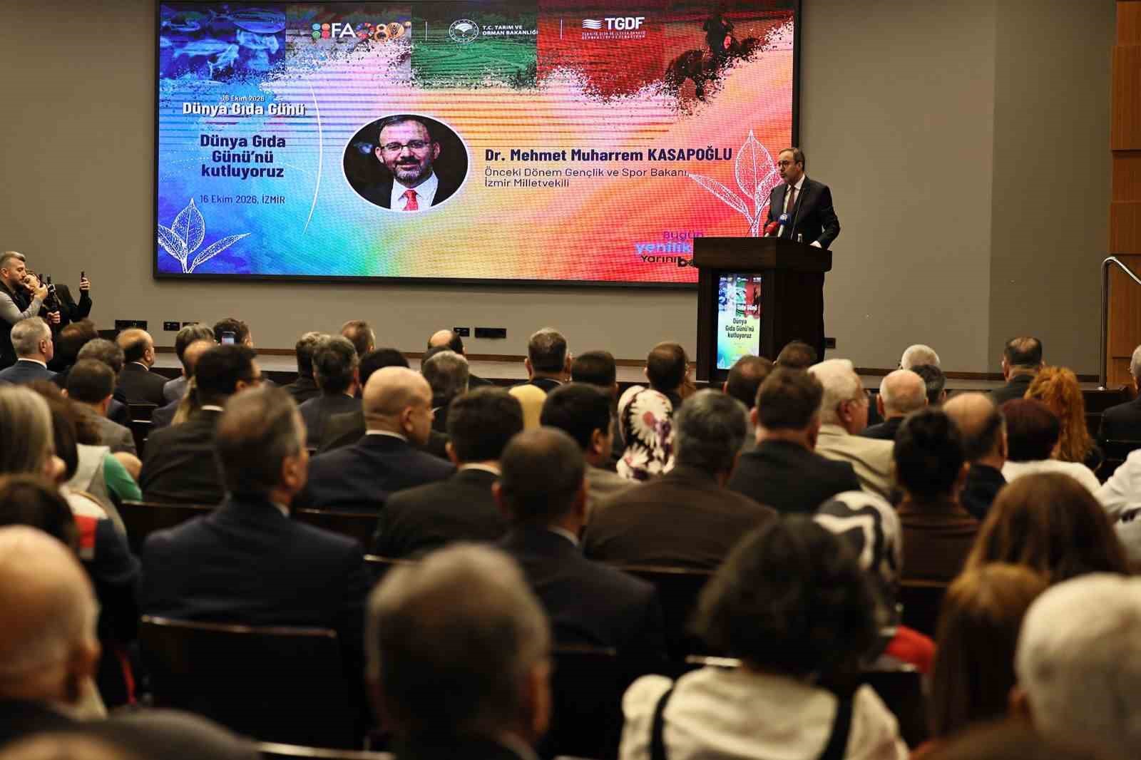 ÖNCEKİ DÖNEM GENÇLİK VE SPOR BAKANI, AK PARTİ İZMİR MİLLETVEKİLİ DR. MEHMET MUHARREM KASAPOĞLU, 16 EKİM DÜNYA GIDA GÜNÜ DOLAYISIYLA İZMİR TİCARET ODASINDA DÜZENLENEN ETKİNLİĞE KATILDI.