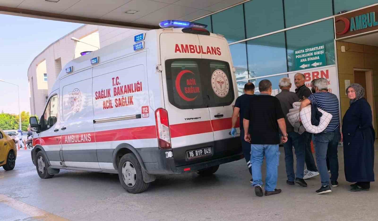 BURSA’NIN İNEGÖL İLÇESİNDE SOBADAN SIZAN KARBONMONOKSİT GAZINDAN ZEHİRLENEN 63 YAŞINDAKİ ÇİFT, HASTANEDE TEDAVİ ALTINA ALINDI.