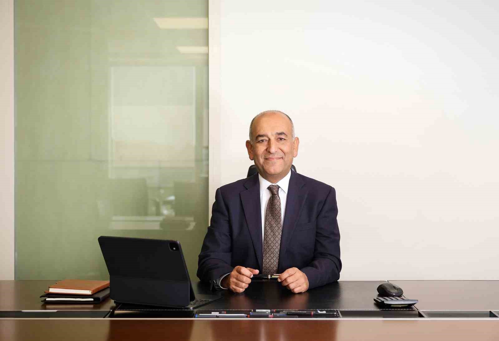 ŞOK MARKETLER CEO'SU UĞUR DEMİREL