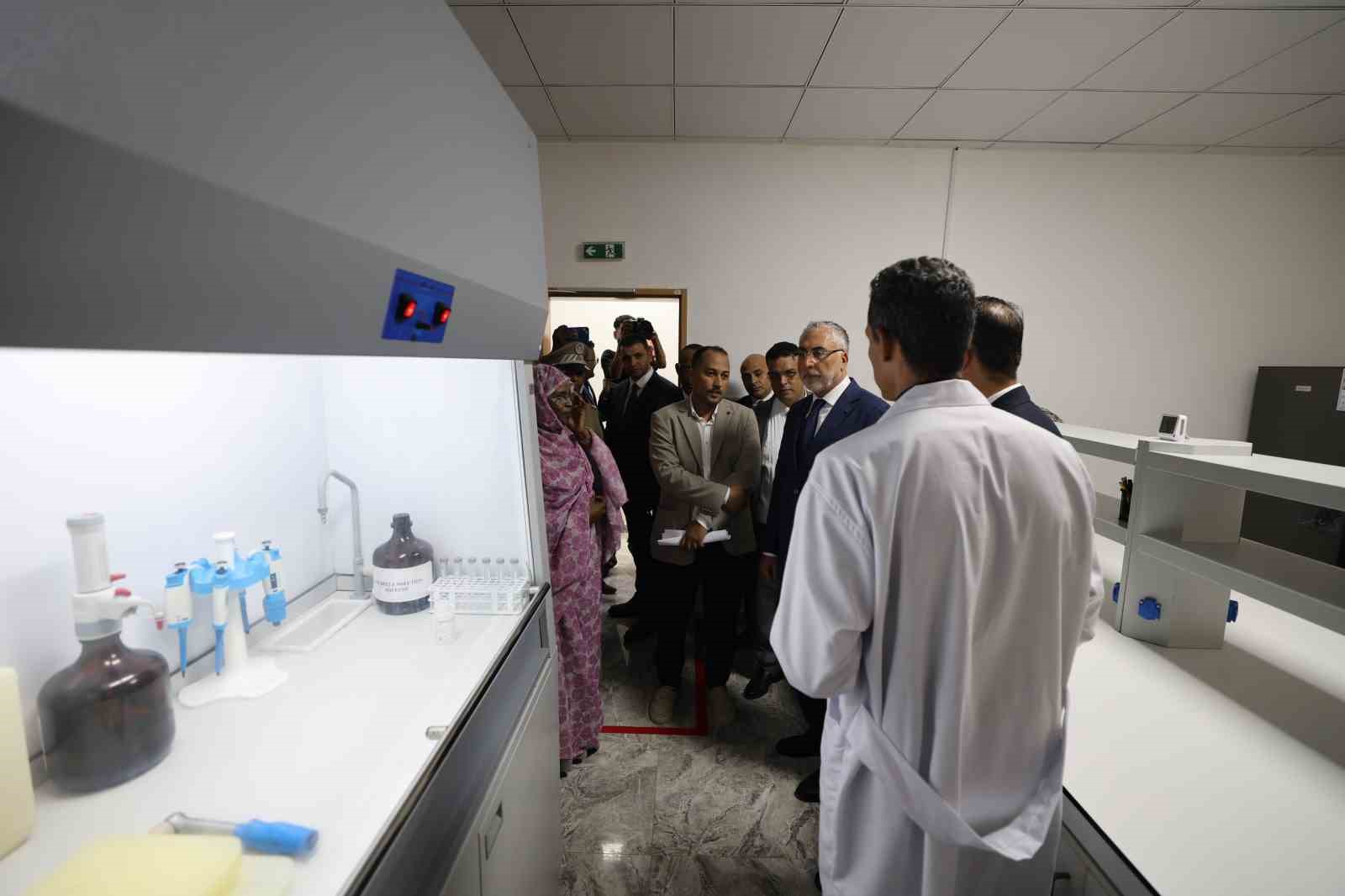 BAKAN IŞIKHAN, MORİTANYA'DA TOKSİKOLOJİ VE ÖLÇÜM LABORATUVARLARI'NIN AÇILIŞINI GERÇEKLEŞTİRDİ