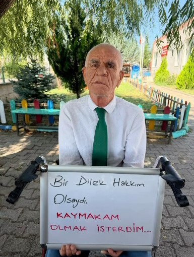 TOKAT’IN NİKSAR İLÇESİNDE BAKIM MERKEZİNDE KALAN 73 YAŞINDAKİ BAYRAM ÖZATALAY, KAYMAKAM OLMAYI DİLEDİĞİNİ SÖYLEMİŞTİ