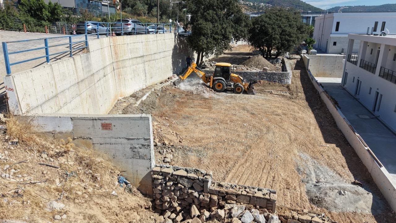 BODRUM’DA 42 PARK YENİLENİYOR, KONACIK’A YENİ PARK GELİYOR