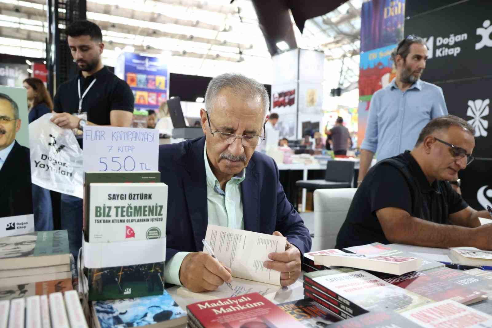 SAYGI ÖZTÜRK